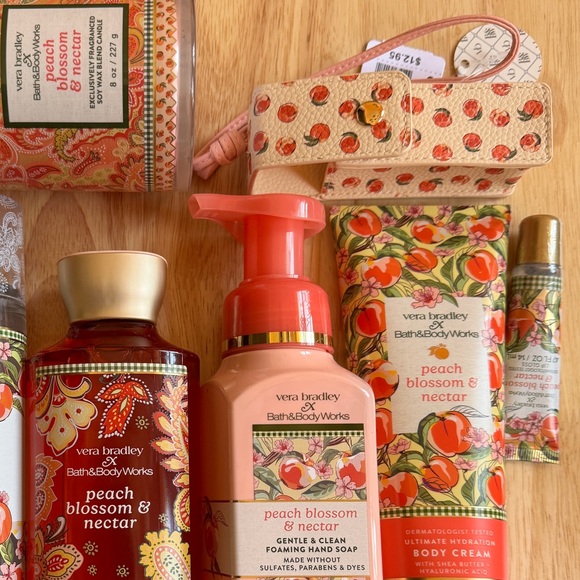 Bath & Body Works Vera Bradley Peach Blossom & Nectar 10Piece Curated Set - Picture 3 of 6
